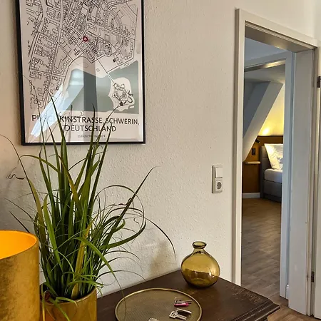 Helle Grosszuegige Dachgeschoss I Parkplatz I Schloss Blick #cosiness Company Apartmán *