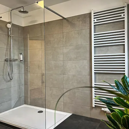 דירה Helle Grosszuegige Dachgeschoss I Parkplatz I Schloss Blick #cosiness Company *