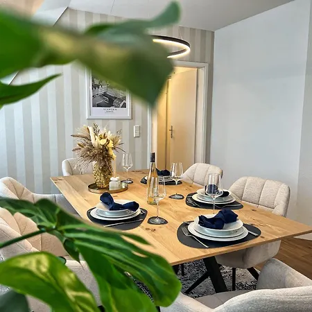 Apartmán Helle Grosszuegige Dachgeschoss I Parkplatz I Schloss Blick #cosiness Company Schwerin (Mecklenburg-Vorpommern)