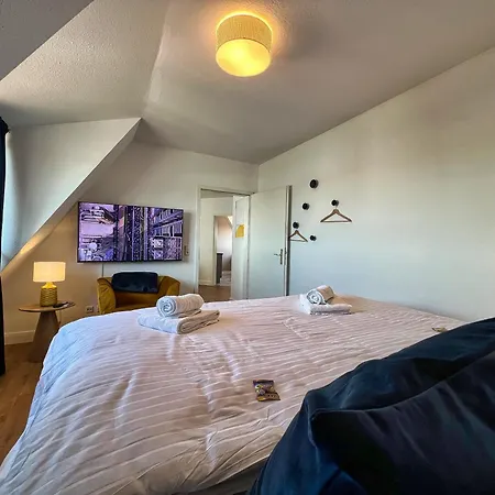 דירה Helle Grosszuegige Dachgeschoss I Parkplatz I Schloss Blick #cosiness Company *