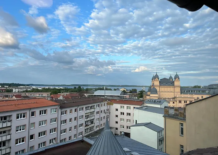דירה Helle Grosszuegige Dachgeschoss I Parkplatz I Schloss Blick #cosiness Company שוורין